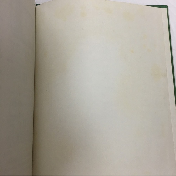 VINTAGE 1986 Small World Classroom Reading Book Homeschooling Library Level 7 - Picture 13 of 15